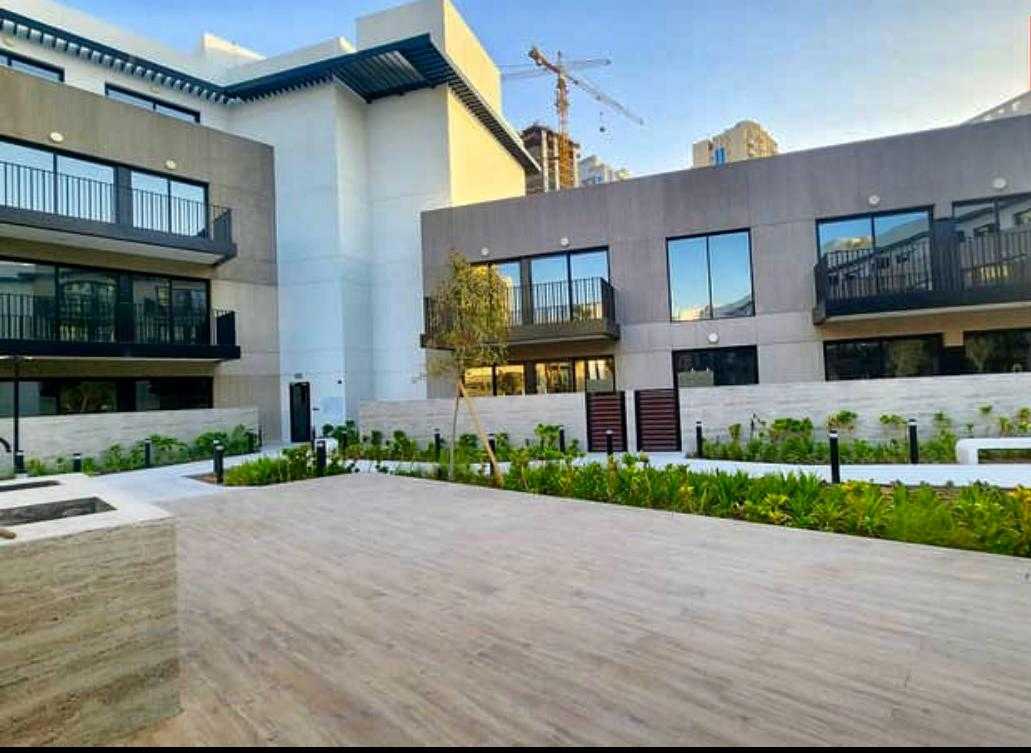 1031